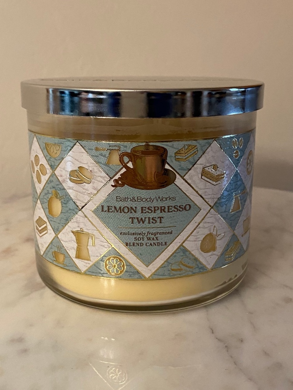 NWT Bath and Body Works Lemon Espresso Twist 3 wick soy wax blend candle